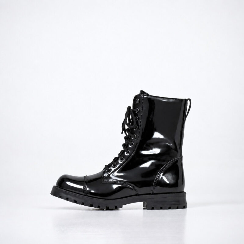 Samelin 511 Patent Black โ side view Samelin 511 patent black boot, side profile
